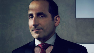 Peter Jacobson on <i>Colony</i>, <i>House</i>, and working with remarkably few assholes